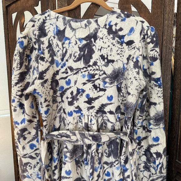 Anthropologie Tabitha Rosette Wool Clasp Closure Belted Jacket/Cardigan Size L - Picture 3 of 6